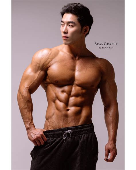 12 Photos Of Gorgeous Korean Men Guaranteed To Make You Thirsty Koreaboo