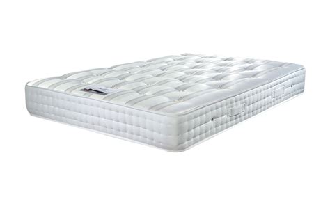 Choosing what size mattress to buy isn't easy, especially considering the array of choices available. Sleepeezee Ultrafirm 1600 Pocket Mattress - Mattress Online