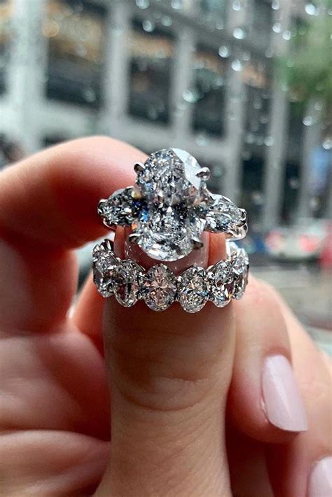 24 Unique Wedding Rings For Somebody Special Oh So Perfect Proposal