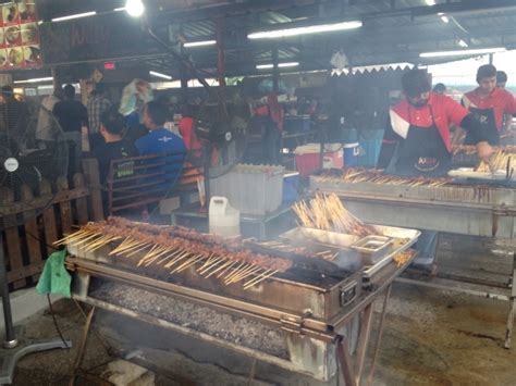 Your question will be posted publicly on the questions & answers private hire or grab or uber is best (because willy satay is situated some 15 minutes drive from the kajang town mrt station), too troublesome to. Satay Willy at Ramal Food Junction, Kajang