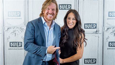 When Is Joanna Gaines Due Date Details On The Hgtv Stars Pregnancy