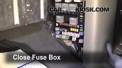 Wiring Diagram: 10 2006 Ford F350 Fuse Panel Diagram