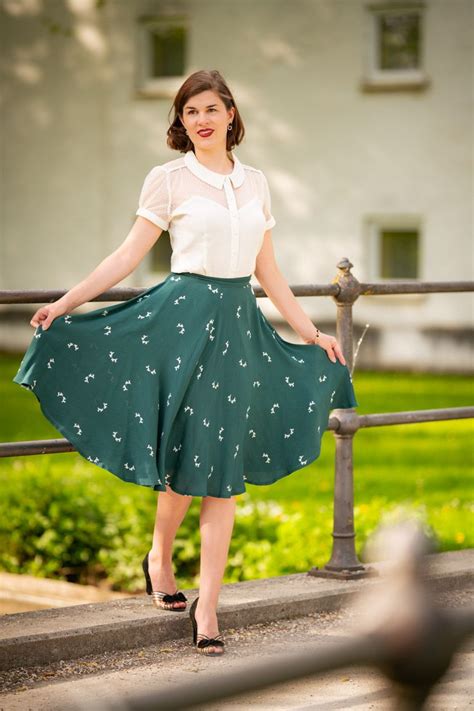 Wei E Bluse Gr Ner Swing Rock Ein Retro Outfit F R Den Fr Hling