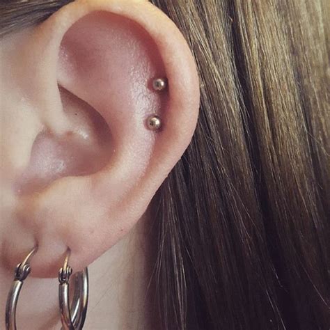 Unschlagbar günstige piercings zu fabrikpreisen vom weltgrößten piercingshop! Double Cartilage Piercing 50 Ideas: Pain Level, Healing ...