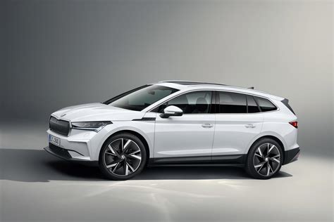Das interieur des enyaq iv besticht durch eleganz und klare formen. Skoda Enyaq iV 80 | Elektroauto-News.net