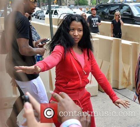 Nicki Minaj Nicki Minaj Dressed Down In An All Red Juicy Tracksuit Leaves Her Hotel 3