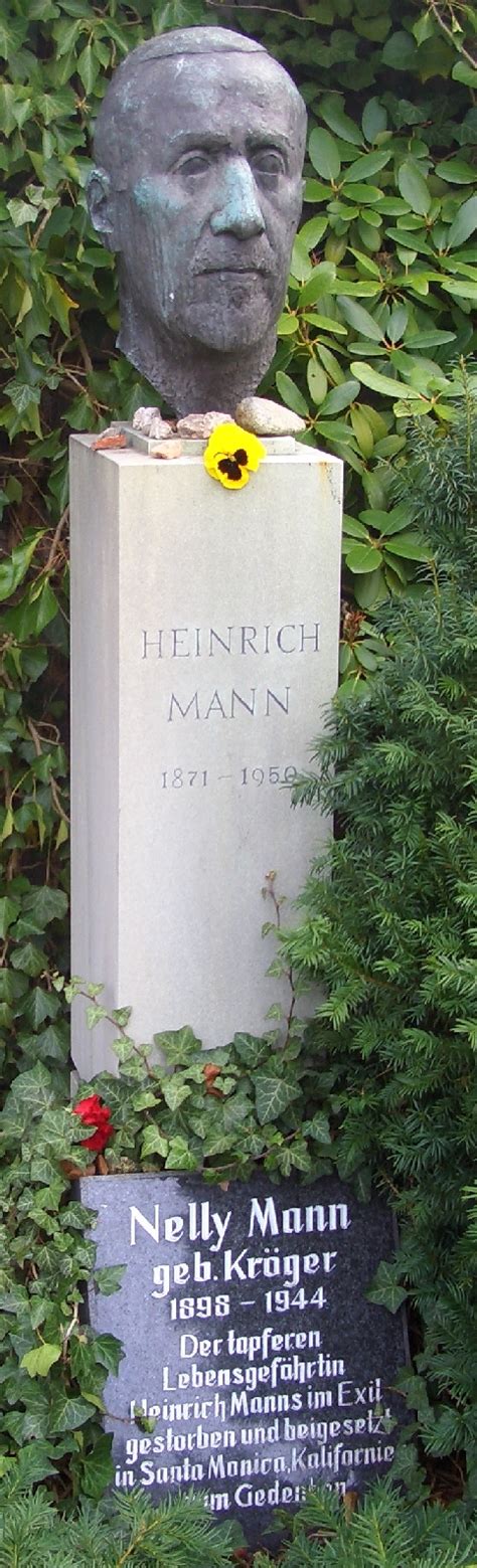 Heinrich mann, the oldest child of thomas johann mann and júlia da silva bruhns, was born in lübeck, on 27th march 1871. Heinrich Mann