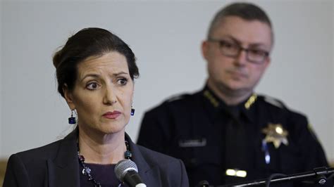 Report Claims Oakland Police Sex Scandal Was Mishandled By Mayor
