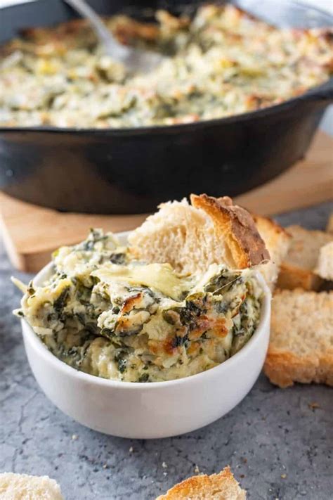 The Best Hot Spinach Artichoke Dip Easy And Ready In Minutes