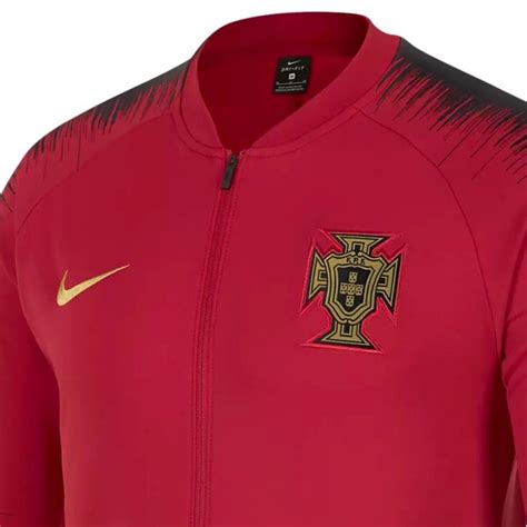 The portugal national football team (portuguese: Veste de presentation pre-match Portugal 2018/19 - Nike ...