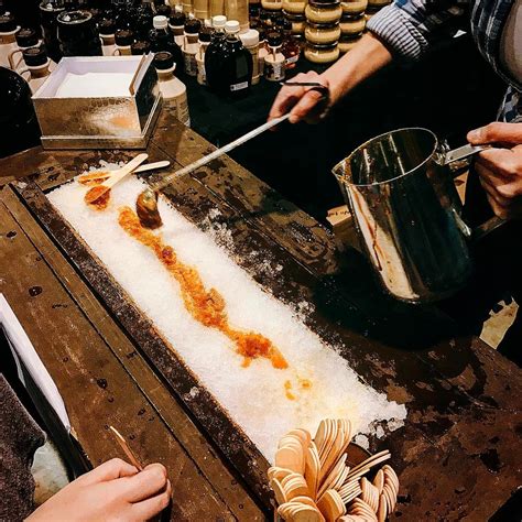 Chfa is canada's largest trade association dedicated to natural health and organic products. 17 Traditional Canadian Foods You NEED To Try - Hostelworld