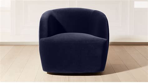 Read 13 customer reviews of the ekornes mayfair chair & compare with other furniture at review centre. Gwyneth Navy Velvet Chair | Navy velvet chair, Velvet ...