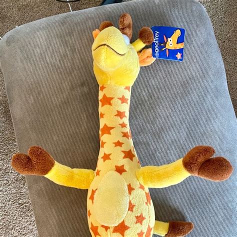 Toys R Us Toys Geoffrey The Giraffe Toys R Us Exclusive Plush