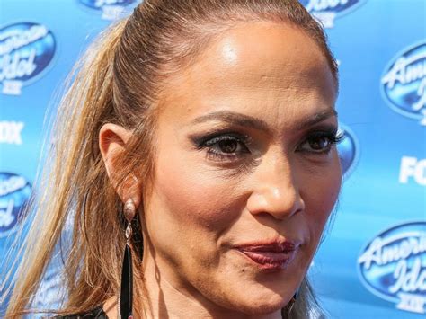 Check out full gallery with 10589 pictures of jennifer lopez. Jennifer Lopez No Makeup Photo Confirms The Rumors - The ...
