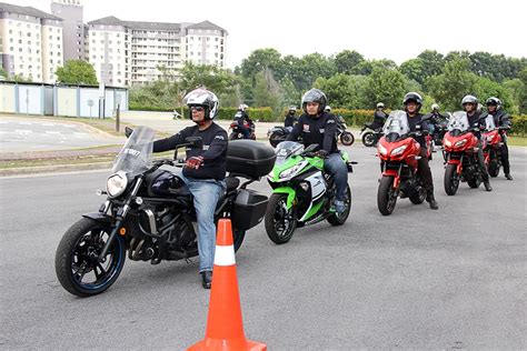 26.5 kw @ 12,000 rpm. Kelab Motosikal Kawasaki Utama Di Malaysia - MotoMalaya ...