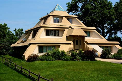 Amazing Pyramid House Dream Homes Mortgage Calculator
