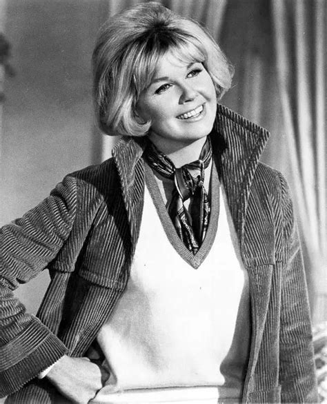 Doris Day A Few Things You Didn T Know About The Classic Hollywood Star 1960s Style Movie