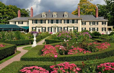 Americas Most Beautiful Historic Homes You Can Visit
