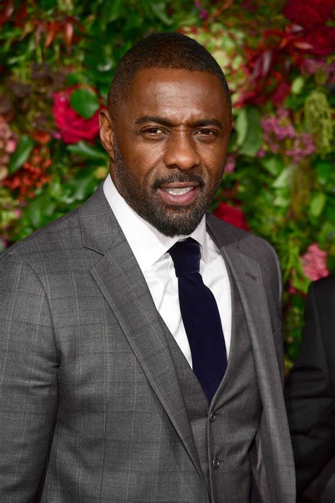 Inició su carrera en estados unidos, siendo su papel más conocido el de russell stringer bell, traficante de drogas que aspira a convertirse en un hombre de negocios en la serie the wire. Luther film: Idris Elba says film adaptation 'this close ...
