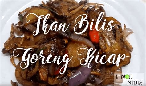 Ikan bilis cuci bersih dan goreng sampai garing • biji kentang hiris nipis dan goreng sampai garing • bawang sikit potong panjang (hiasan je) • cili kering potong besar2 (buang biji) • bahan blend 1 sudu besar (bawang besar, halia, bawang putih, cili kering). Resepi Melayu: Ikan Bilis Masak Kicap - Daily Makan