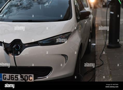 Zero Emission Cars Electrichybrid Stock Photo Alamy