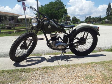 1949 Harley Davidson 125 Hummer