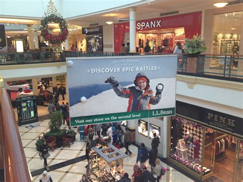 King Of Prussia Mall Snowfight Malladvertising Llbean King Of Prussia Mall Ll Bean King