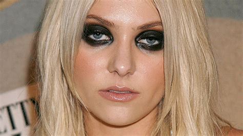 Heres What Taylor Momsen Really Looks Like Without Makeup