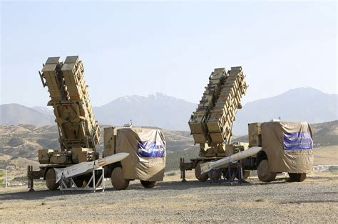 L'Iran dévoile un nouveau missile de défense - The Times of Israël width=