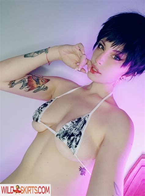 Suzuko Elric Superbiaelric Suzukoelric Nude Onlyfans Instagram