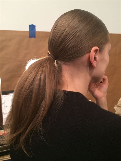 Check spelling or type a new query. How to Get the Perfect Low Ponytail With Texture | StyleCaster