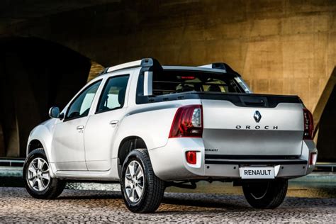 You do have to make a few sacrifices in quality, technology and dynamic polish to get that affordability, but the sacrifices aren't as severe as they were. Una Dacia Duster pick-up per l'Europa - Mondo Auto - AutoMoto