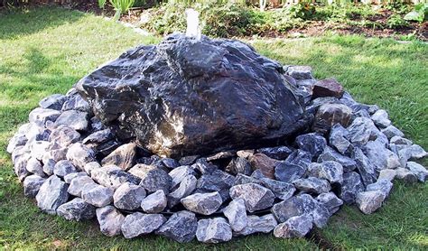 The included led lights make this feature a centrepiece for your garden wheth Pin von Elisabeth Schniederbruns auf Steinbrunnen garten ...