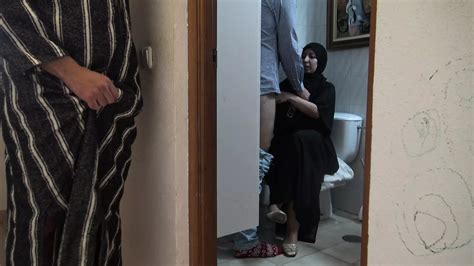 Esposa Egipcia Follada Delante De Marido En Apartamento De Londres Xhamster