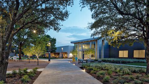 smu s pollock gallery opens offsite space to present “professional practice” exhibitions glasstire