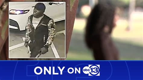 Houston Crime Robbery Suspect Flirts With Woman Before Stealing Her