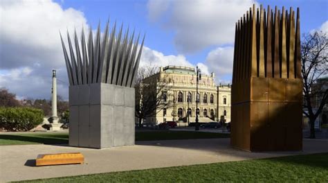 Nuevo monumento recuerda en Praga la inmolación de Jan Palach | Radio ...
