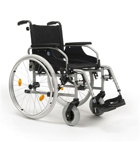 Vermeiren D100 Standardrollstuhl Der Ideale Falt Rollstuhl Mit Vielen