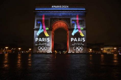 Jo 2024 Paris Dévoile Un Logo Mêlant Tour Eiffel Et Année Du Rendez Vous Pour Doper Sa