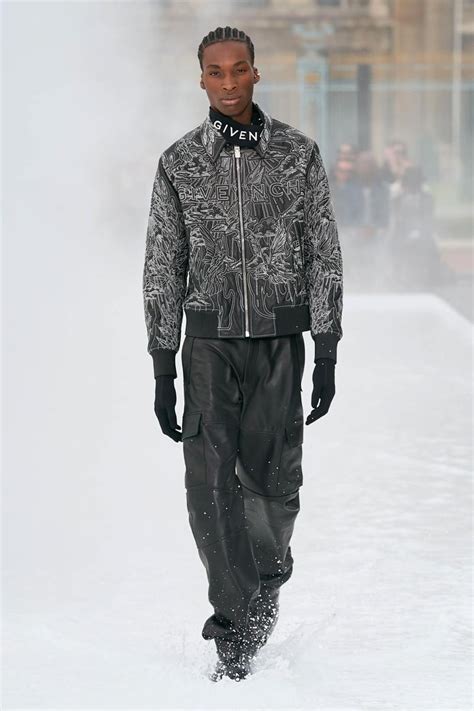 Givenchy Springsummer 2023 At Paris Fashion Week Hypebeast