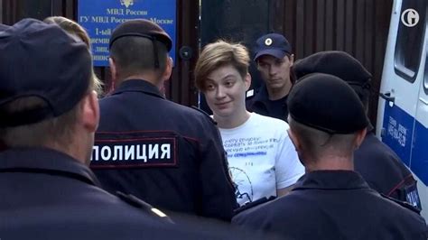 Russian Activists Pussy Riots Rearrested When Leaving Moscow Jail Al