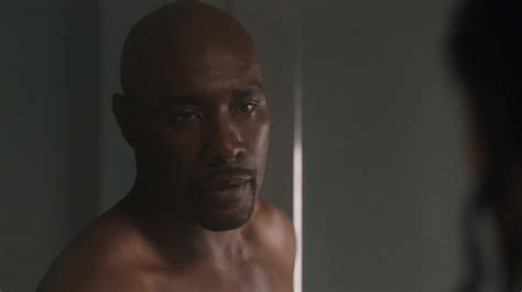 AusCAPS Morris Chestnut Shirtless In Rosewood Necrosis And New Beginnings