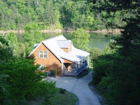 Lakefront cabins for sale in tennessee. Knasgowa Lakefront Cabin Rental. Located Lakefront on ...