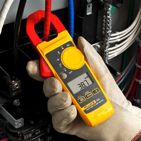 Fluke 325 True Rms Clamp Meter Iconic Engineering Limited