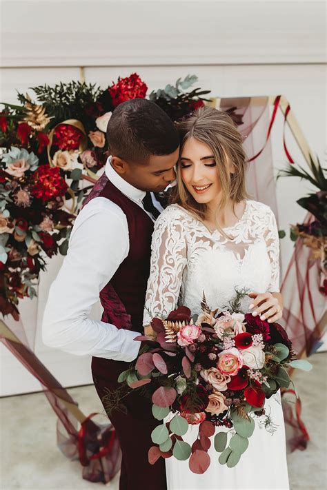 Stunning Burgundy Wedding Theme Inspiration & Gold Accents