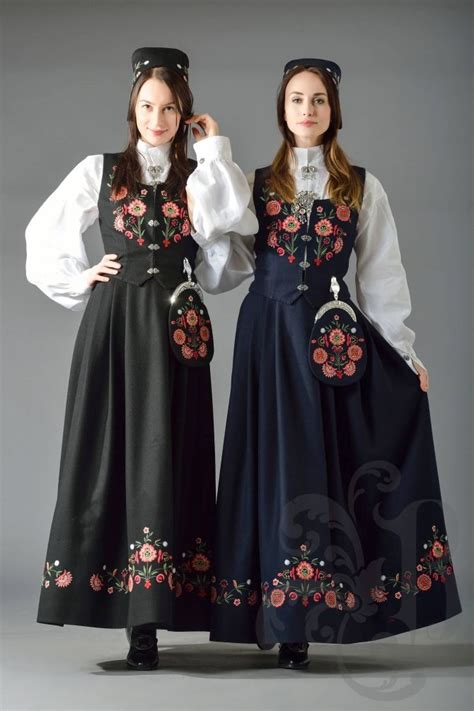 But as for me, even if it wasn't for the honor of old traditions. Bardu og Målselv bunad | Norwegian clothing, Scandinavian ...