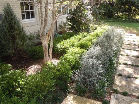 English Style Garden Traditional Landscape Dallas By Mbayc