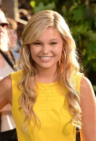 Olivia Holt Bra Size Age Weight Height Measurements Celebrity Sizes