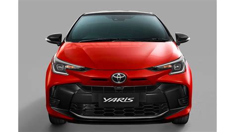 Toyota Yaris Gets Facelifted For