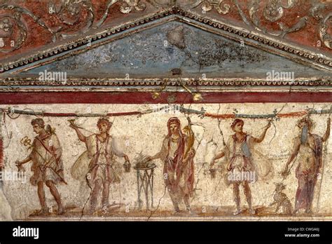 Ancient Roman Mural At The Excavated City Of Pompeii Stock Photo Alamy